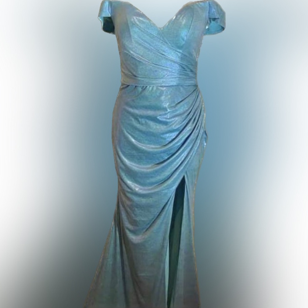 Rachel Allen size 4 New Prom -Pageant —one of a kind !